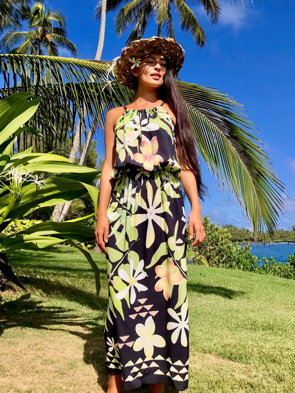 RED DREES, RED SUNDRESS, RED, RED BEACH DRESS, RED SUMMER DRESS, gift, aloha, aloha gift, hawaiian style, hula, tahitian dance, tahitian, フラ、ハワイ、tropical dress, Tropical Lauhala Garden Sundress, sundress, vacation, resort wear, flower dress, hawaiian , hawaii, maui made, made in maui, beach dress, beach, beach girl, natural, bamboo, eco style,