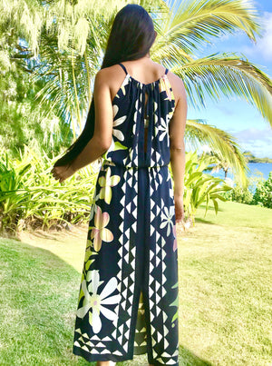 gift, aloha, aloha gift, hawaiian style, hula, tahitian dance, tahitian, フラ、ハワイ、tropical dress,  Tropical Lauhala Garden Sundress, sundress, vacation, resort wear, flower dress, hawaiian , hawaii, maui made, made in maui, beach dress, beach, beach girl, natural, bamboo, eco style, 