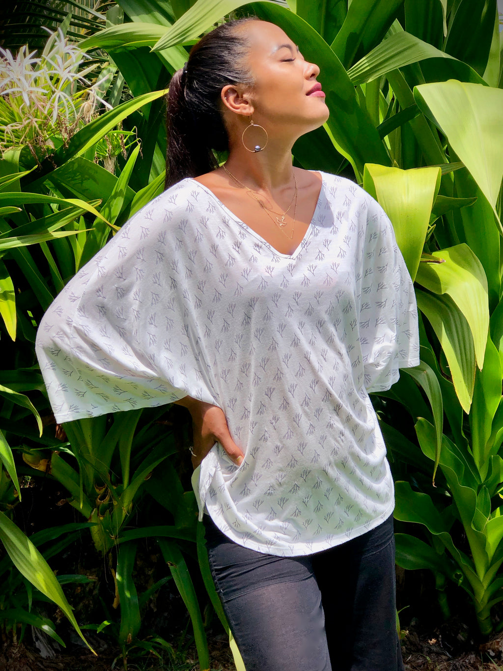 MOA Flow Sleeve Top White ❣️❣️ 20% OFF❣️❣️ (Original price $87.00)