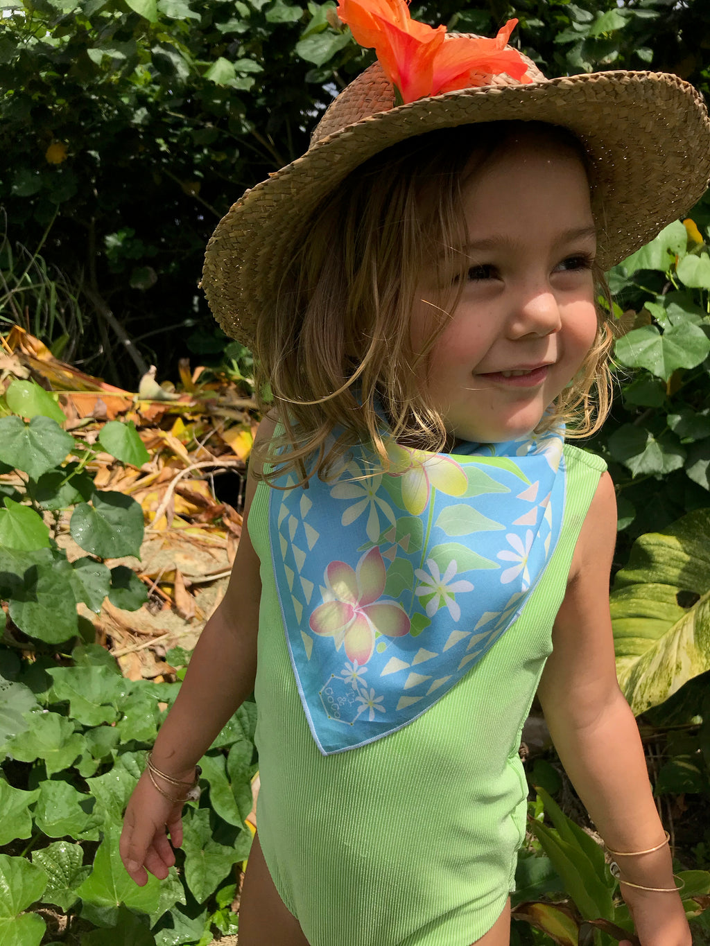 baby, baby shower, baby gift, baby boy, baby boy gift, baby bandana, bandana, small bandana, handkerchief, organic cotton bandana, organic cotton for baby, baby girl, baby blue, blue baby